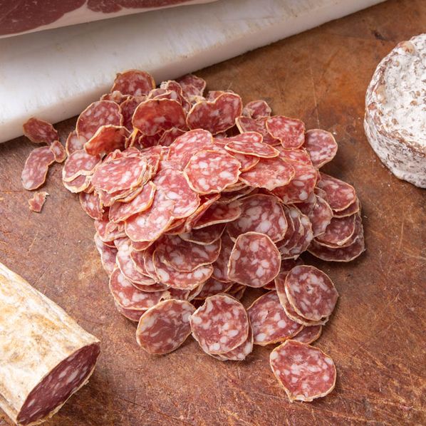 Saucisson sec tranché